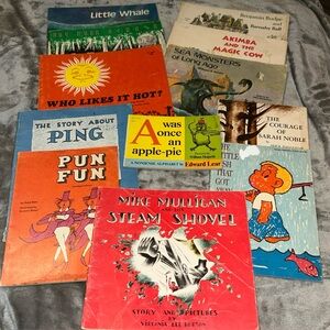 Lot of 12 Vintage 1960/1970’s Scholastic Paperback Children’s Picture Books